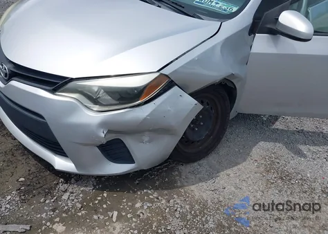 2014 Toyota Corolla Le z USA, uszkodzony, nr VIN 5YFBURHE0EP086859